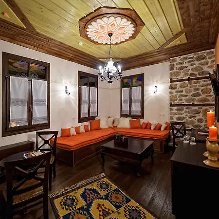 奥罗洛格普洛斯庄园豪华酒店 卡斯托里亚